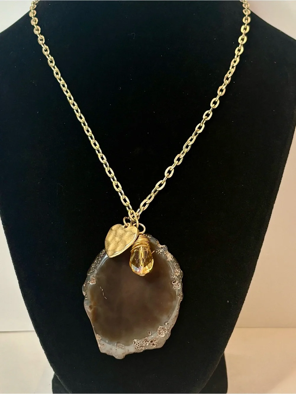 Agate Slice Pendant Necklace Druzy Quartz Gold Tone Heart Glass Crystal 31”